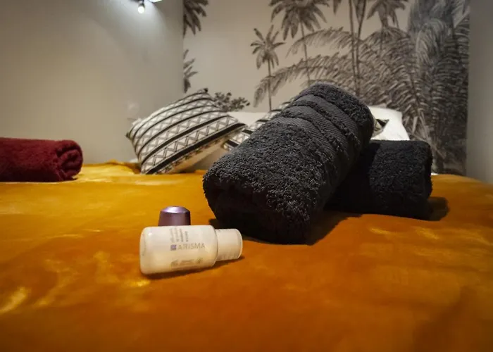 Vakantiehuis La Cachette Rouge *